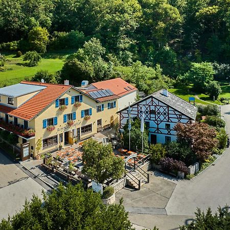 Hotel Zum Blauen Hecht Kipfenberg Exterior foto