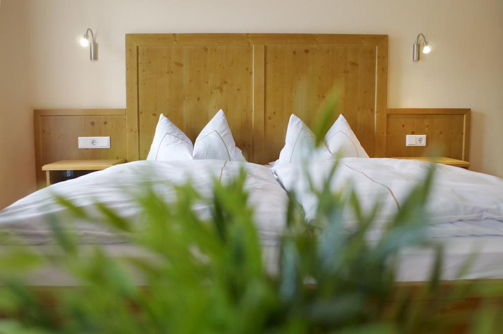 Hotel Zum Blauen Hecht Kipfenberg Habitación foto